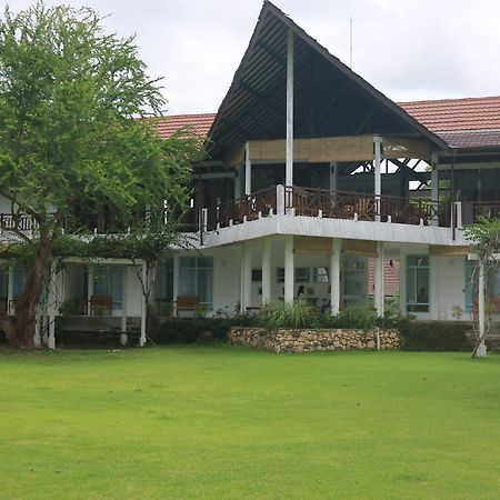 Bajo Komodo Eco Lodge Labuan Bajo Exterior photo
